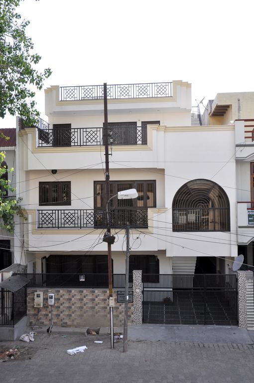 Mohini Home Stay Agra  Luaran gambar